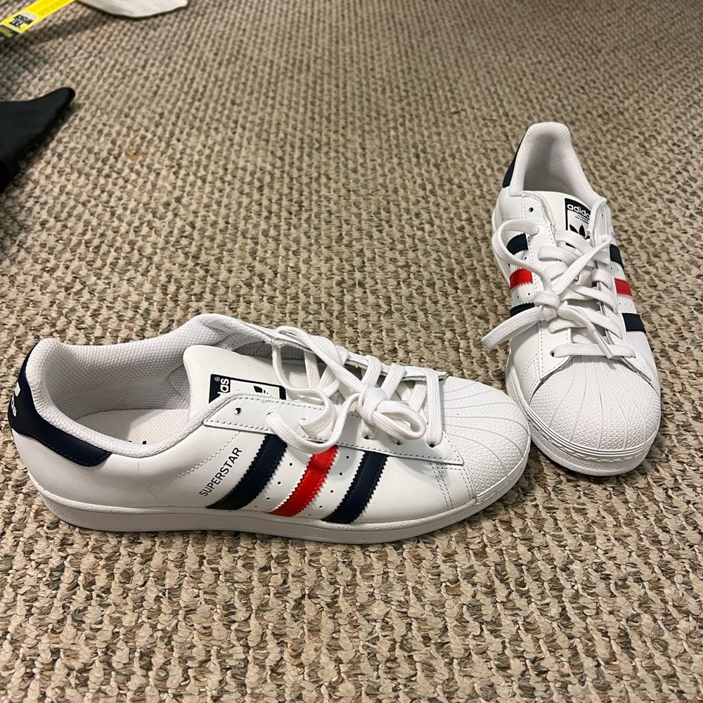 Mens adidas superstars
